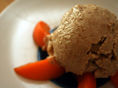 raw vegan maple-pecan ice cream